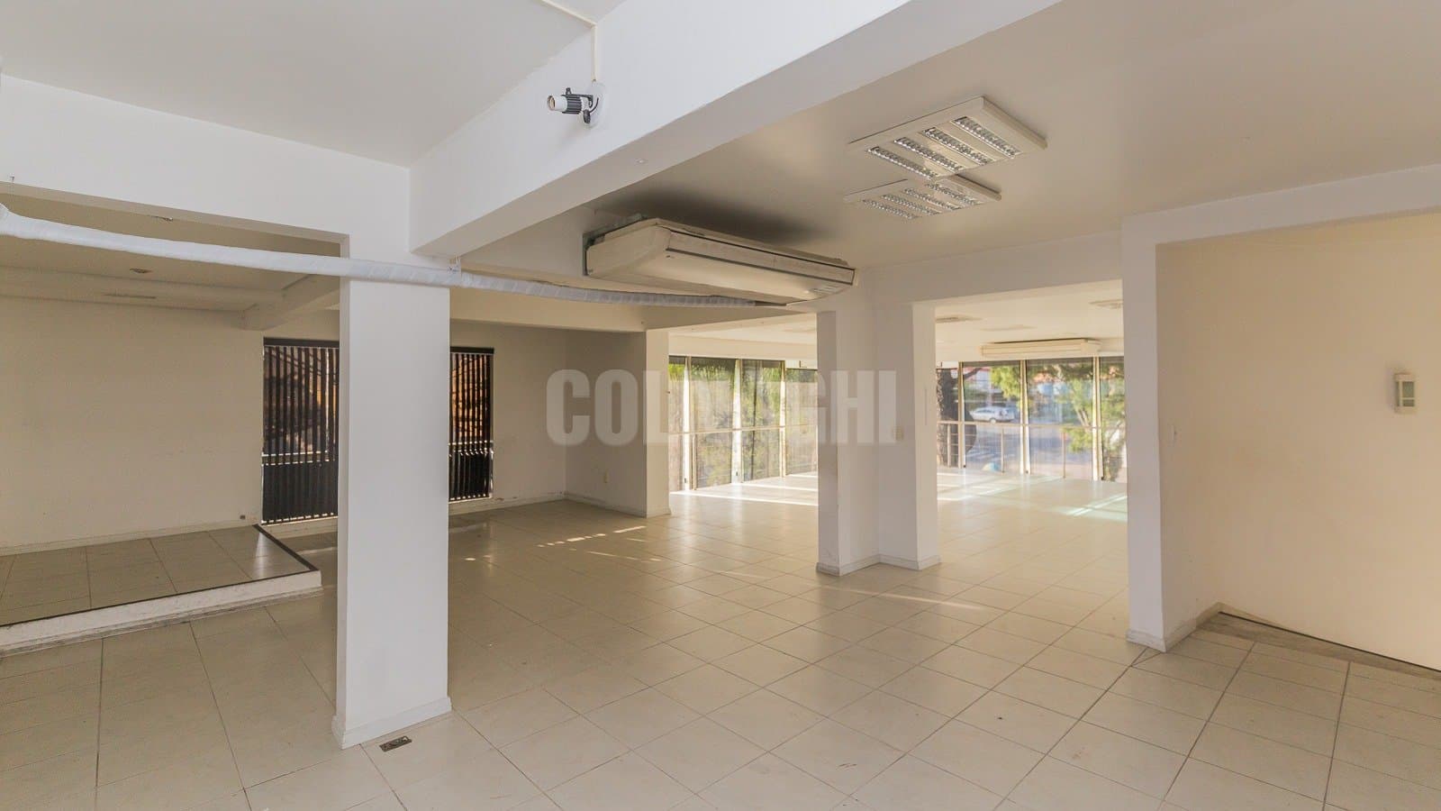 Predio Comercial no Chácara das Pedras